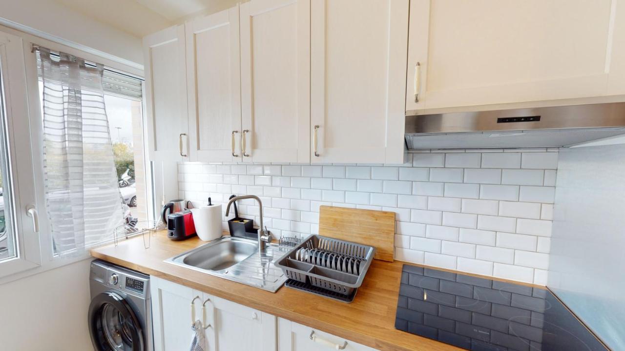 Apartament Live Like A Local Stylish 2Br With Balcony & Parking Saint-Denis  Zewnętrze zdjęcie