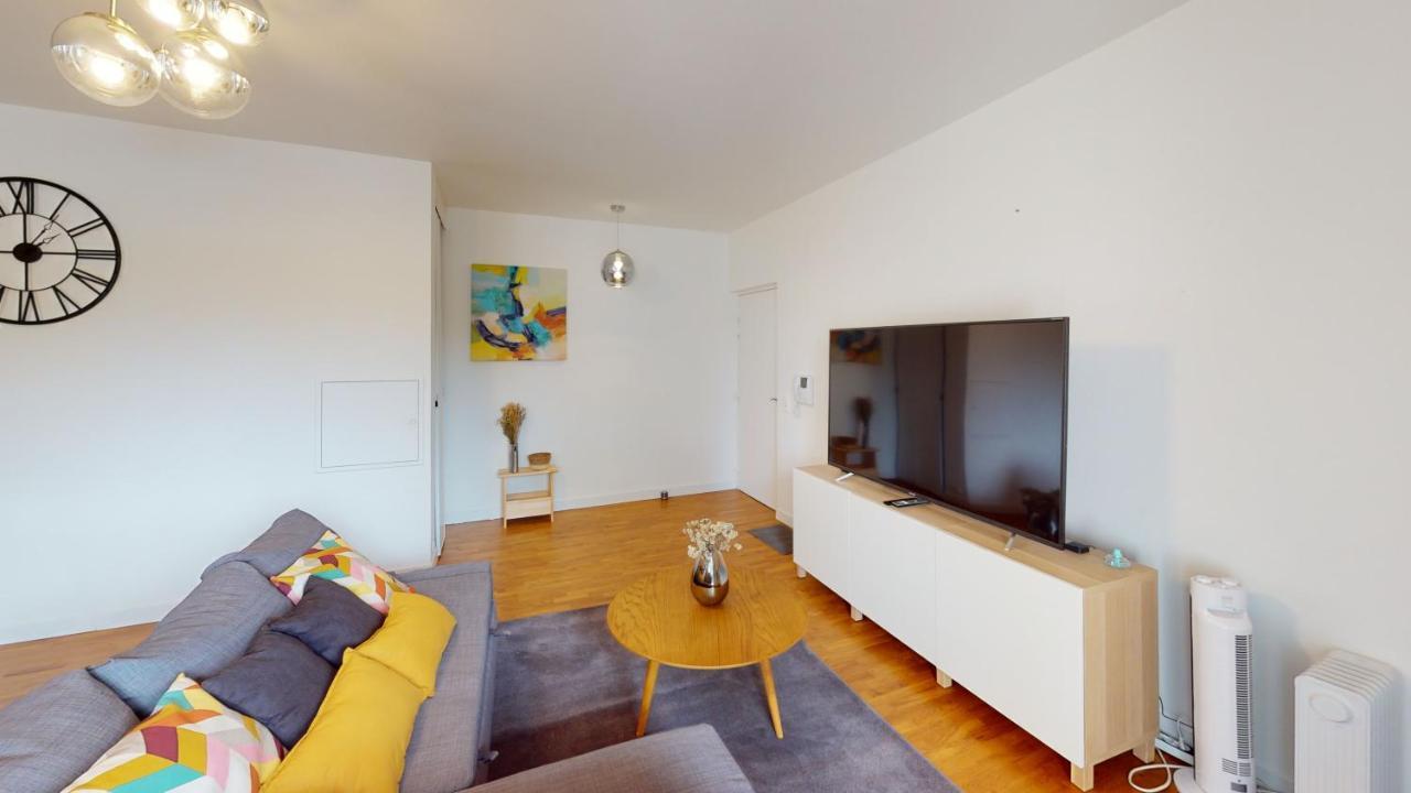 Apartament Live Like A Local Stylish 2Br With Balcony & Parking Saint-Denis  Zewnętrze zdjęcie