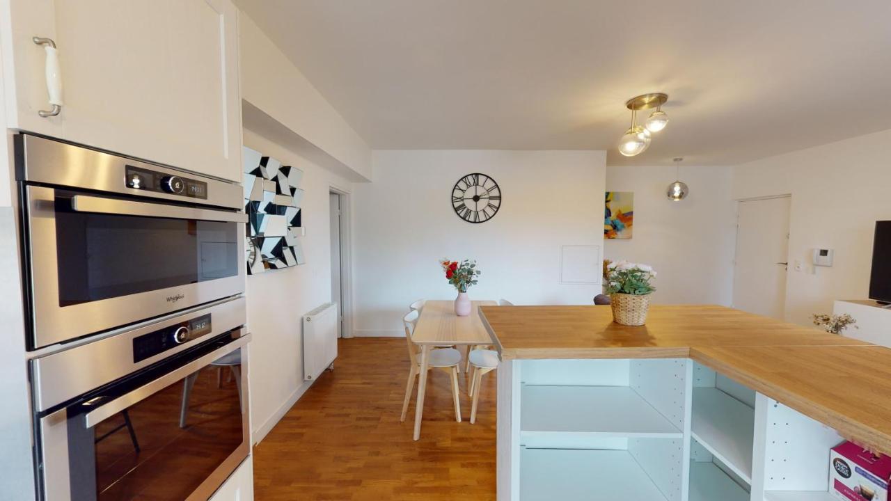 Apartament Live Like A Local Stylish 2Br With Balcony & Parking Saint-Denis  Zewnętrze zdjęcie